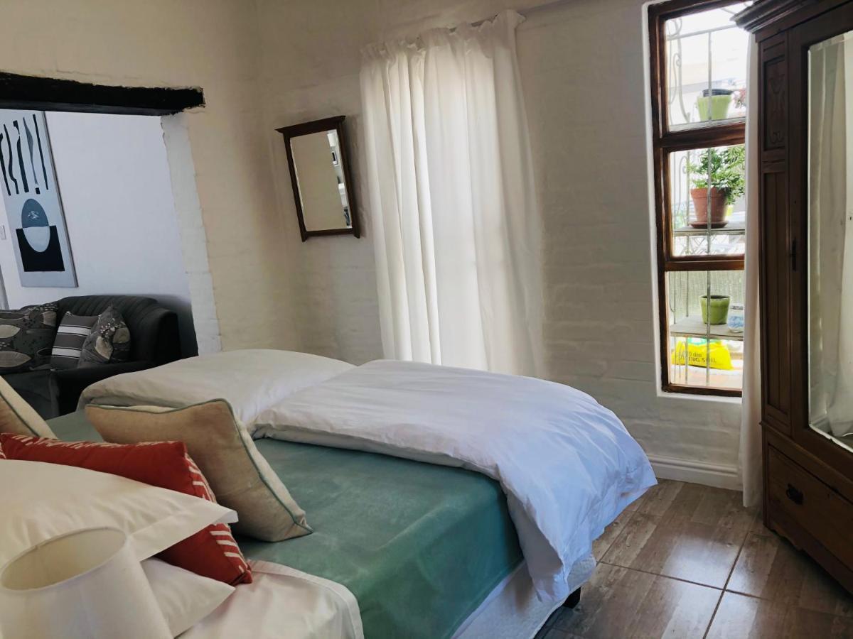 The Lily House Hotel Hermanus Bagian luar foto