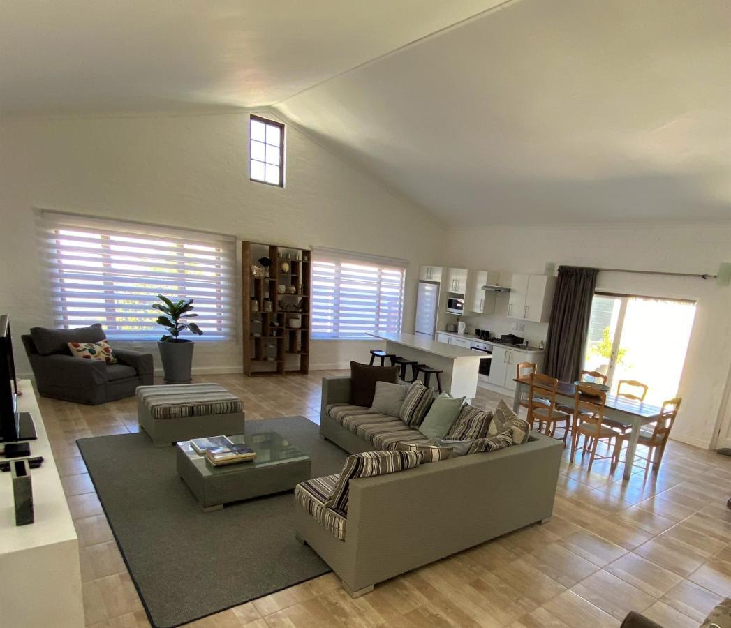 The Lily House Hotel Hermanus Bagian luar foto