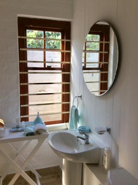 The Lily House Hotel Hermanus Bagian luar foto